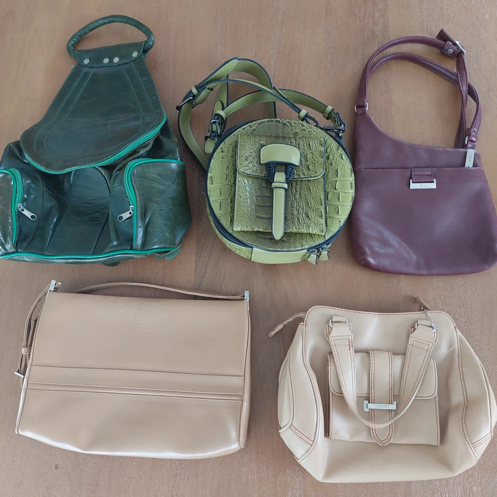 Lot de 5 sacs à main et sac à dos (Esprit, BOGI, H&D)